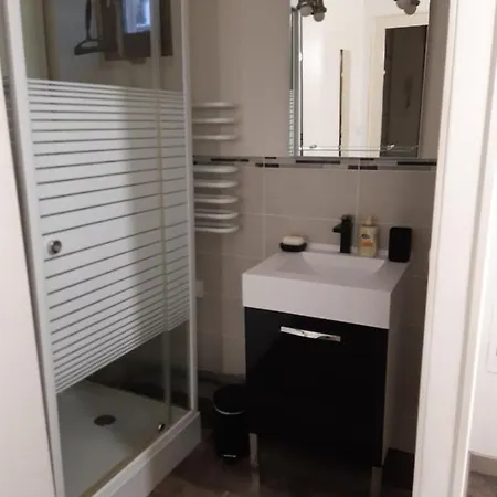 Joli Appartement T2 Agglo Troyes Sainte-Savine Exterior photo